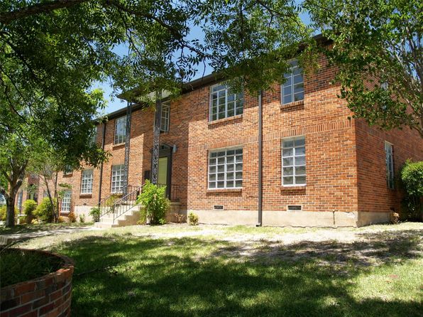 3206 Tom Green St APT F