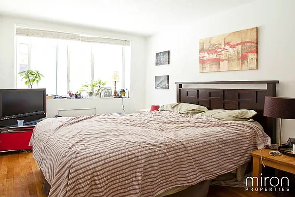 Rented by Miron Properties | media 34