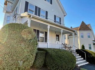 9 W Weir St APT 1, Taunton, MA 02780