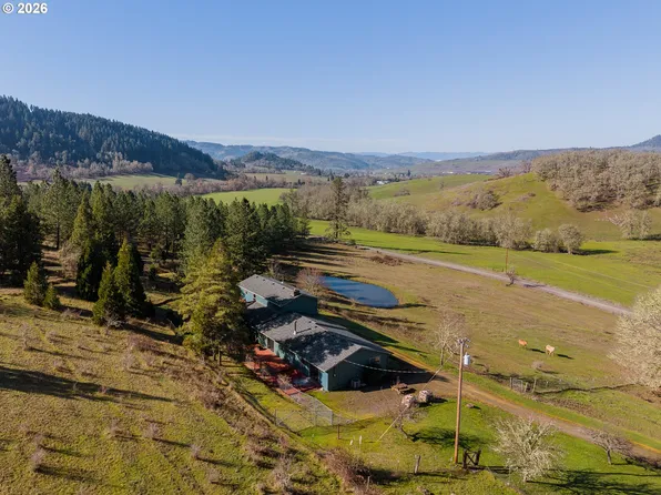 481 Strader Rd, Roseburg, OR 97470