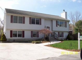 37 Veranda Ave, Wilmington, MA 01887
