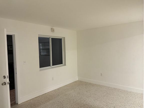 5th image of 3301 SW 9th St APT 16