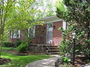 1st image of 8 Barger Dr