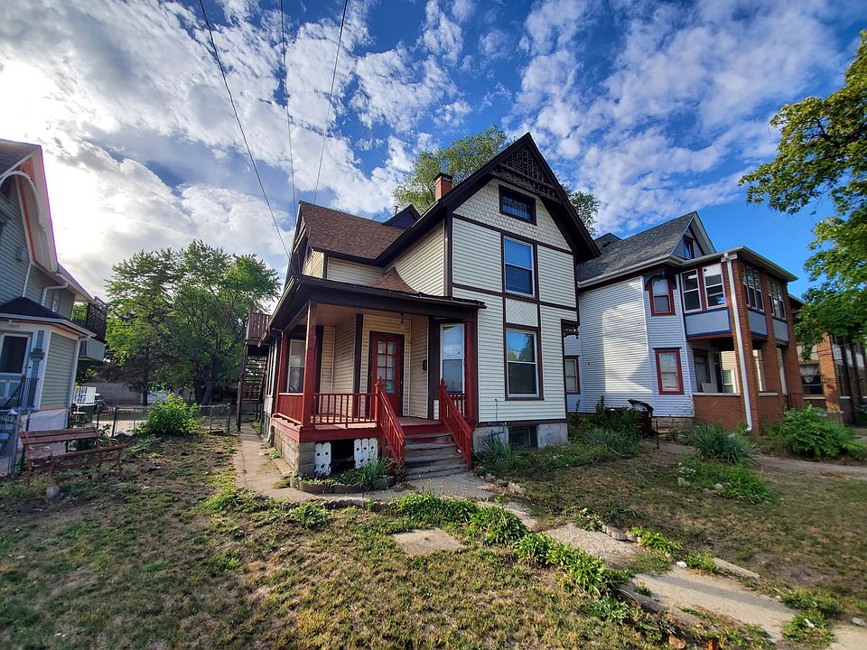 1st image of 128 N Longwood St