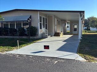 4648 Goldfinch Dr, Zephyrhills, FL 33541