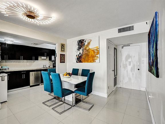 5th image of 18061 Biscayne Blvd APT 502
