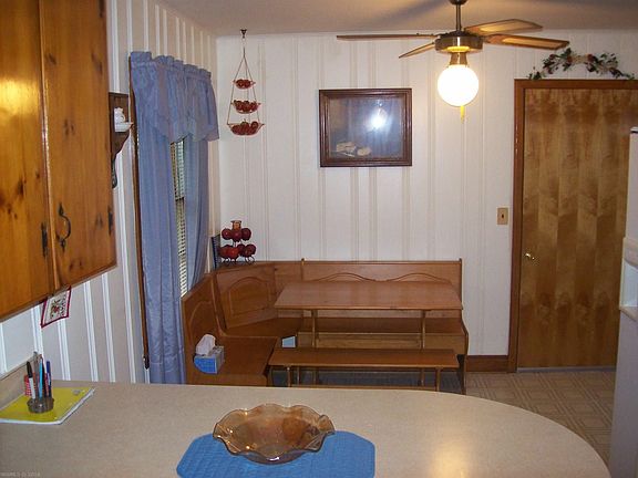 4th image of 125 Ash Dr