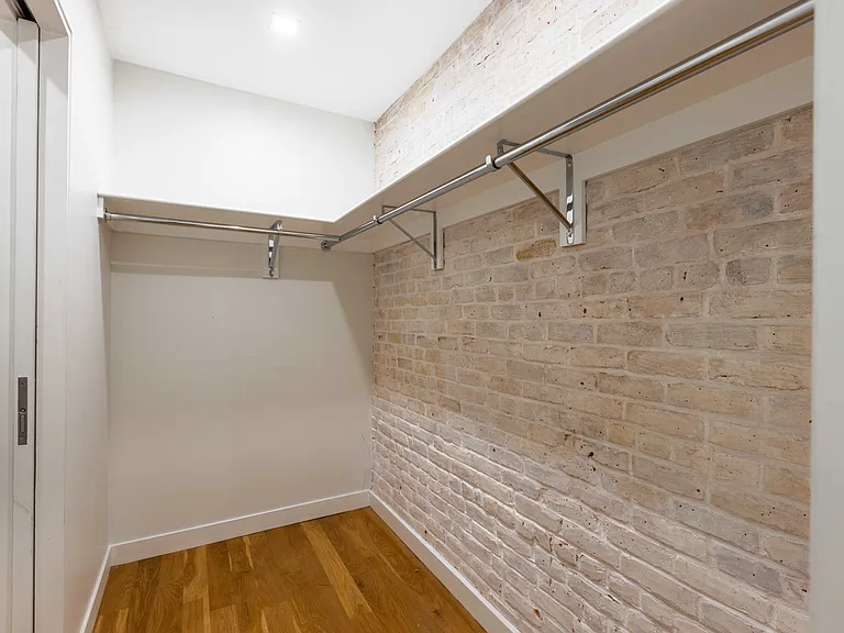 353 6th Ave #2 — Photo 12