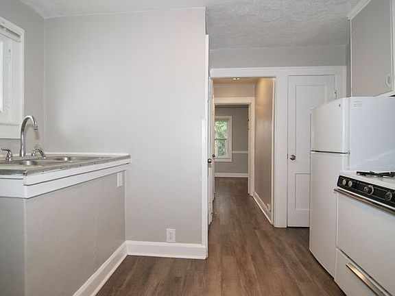 5th image of 4935 W 11th St