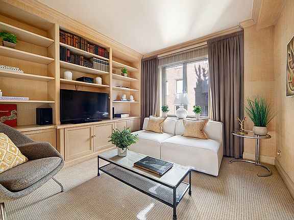 3rd image of 3 E 71st St APT 10E