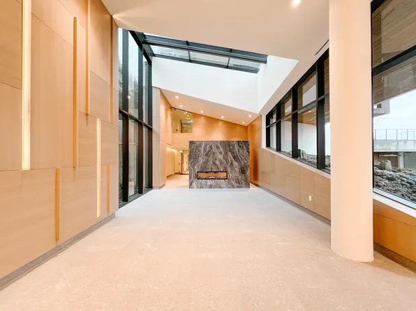 3963 Uplands Way, West Vancouver, BC