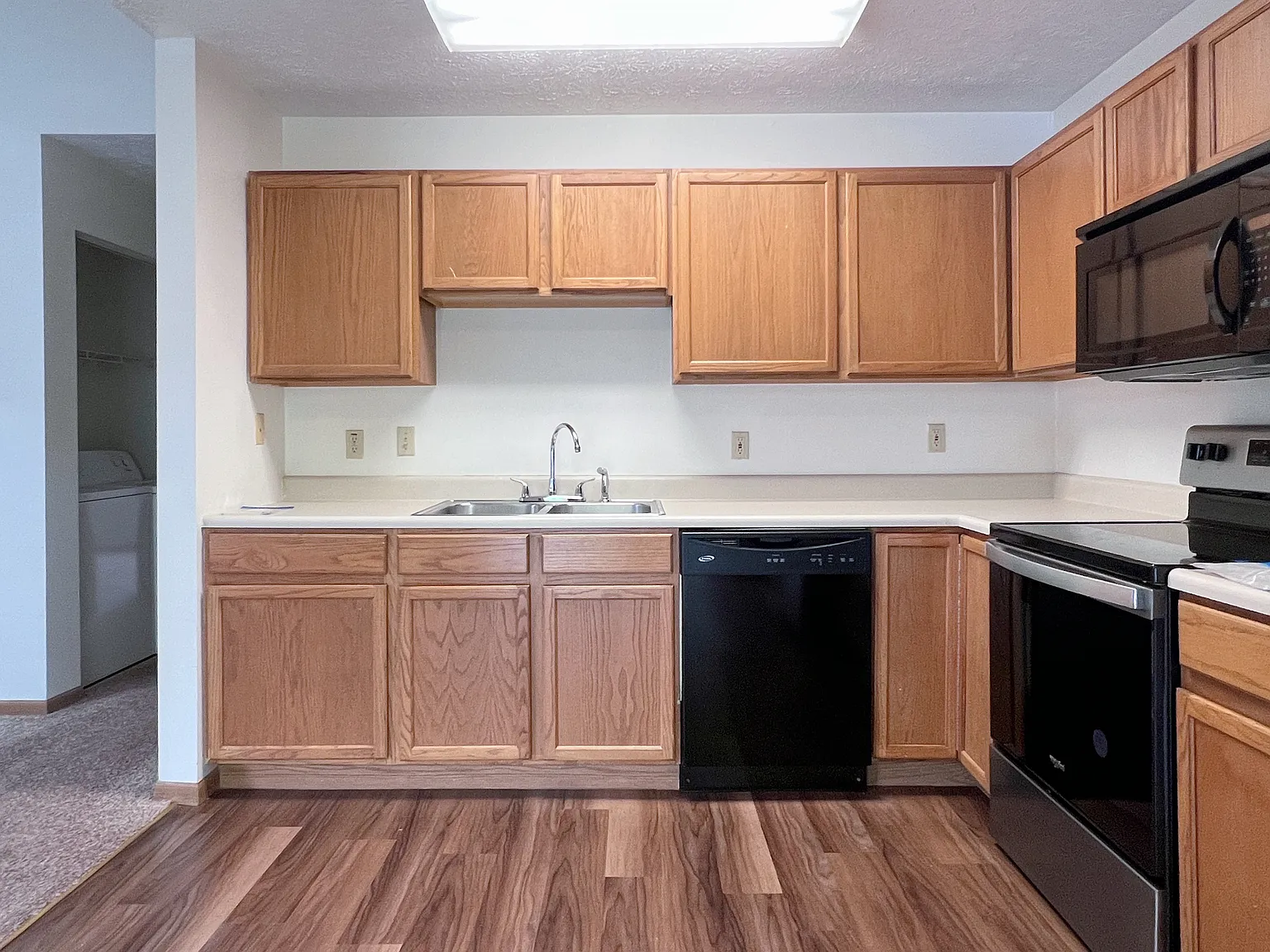 2 bed, 1020 sqft, $1,140 — Photo 4