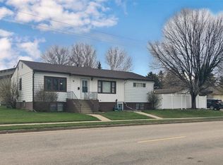 5 16th Ave SE, Minot, ND 58701