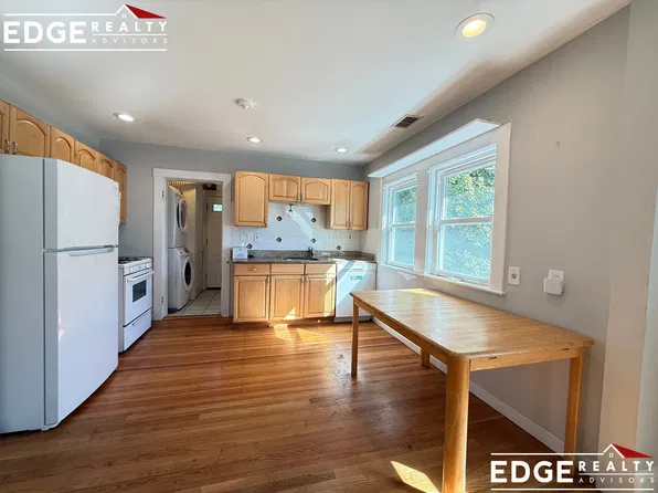 29 Perthshire Rd, Brighton, MA 02135