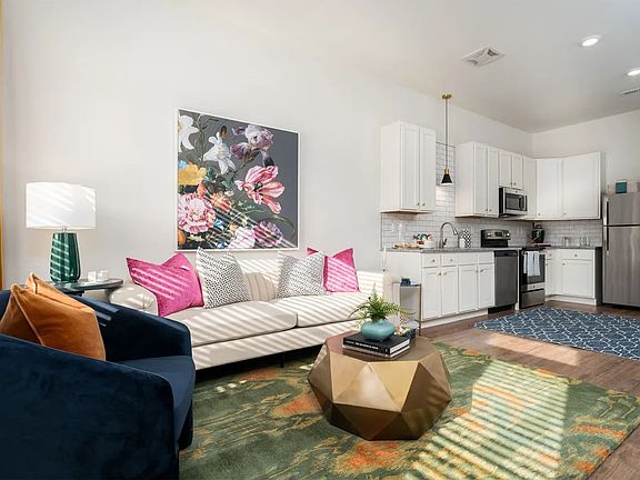 2nd image of 5280 Beechmont Ave #2113