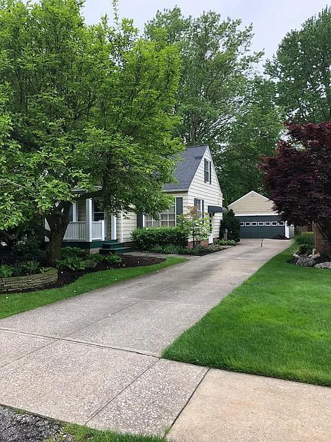 4742 Willoughcroft Rd photo 1