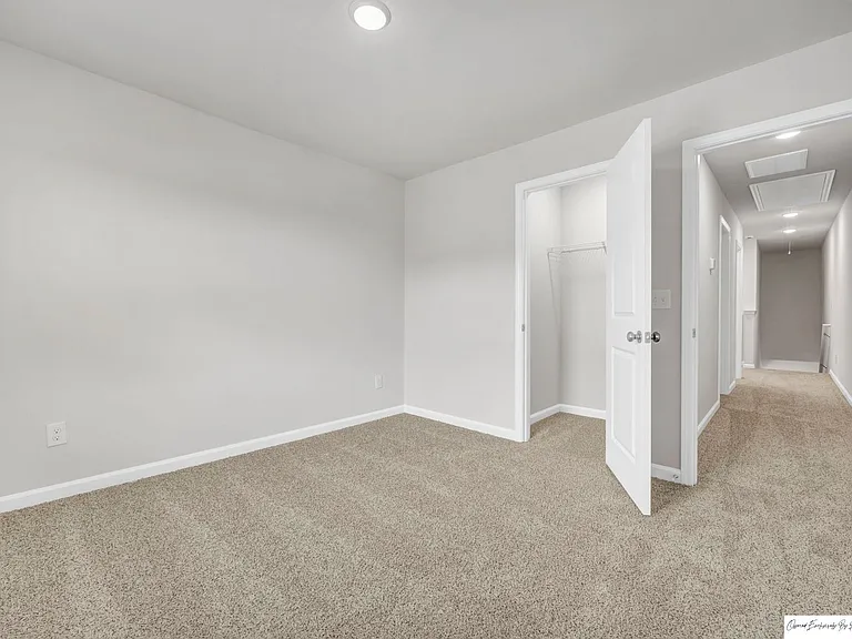 231 Sunny Hill Dr — Photo 22