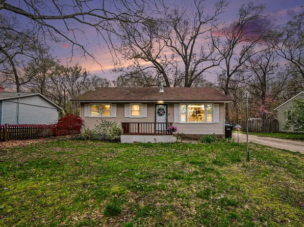 2492 Wesley Ave, Muskegon, MI 49442