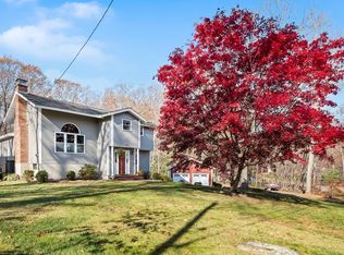 29 Woobly Rd, Bolton, MA 01740