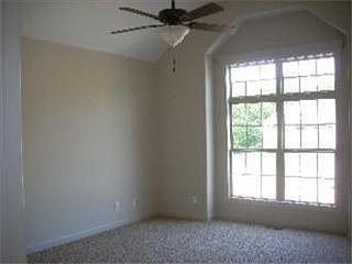 4th image of 1699 Bernadine Dr