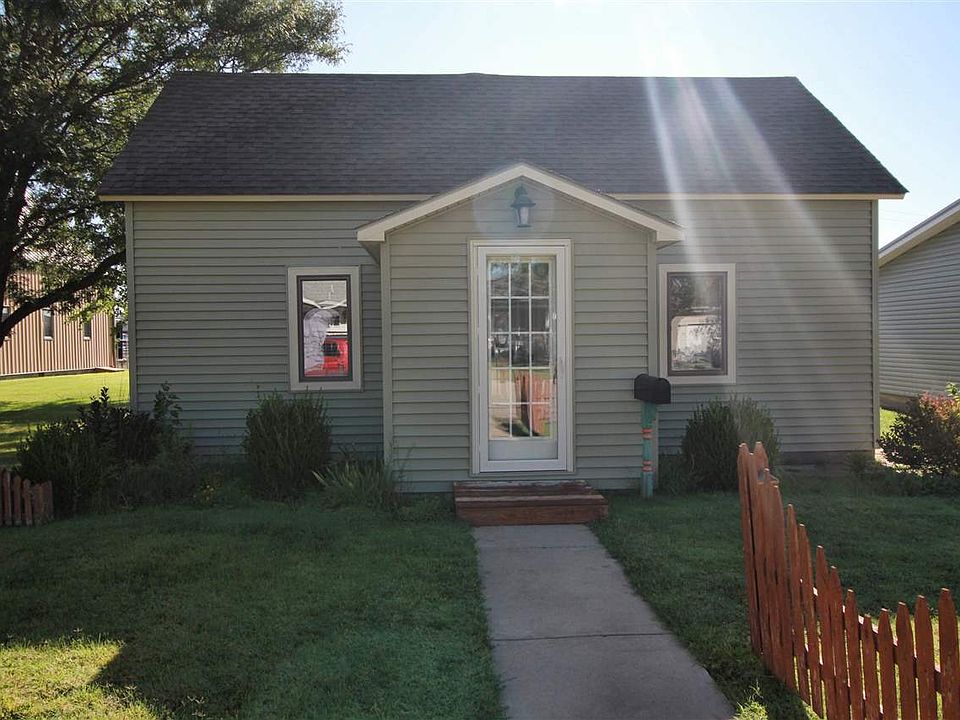 1st image of 707 S Jefferson St