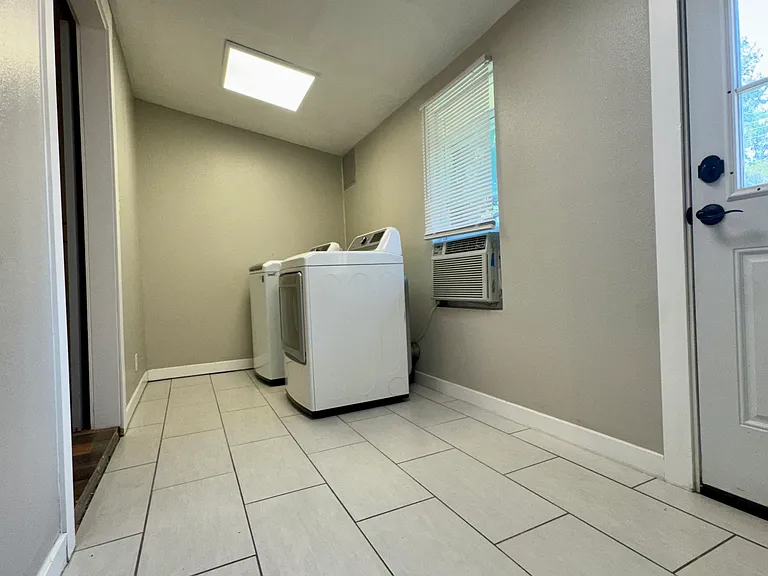 13237 Castleton Pl — Photo 9
