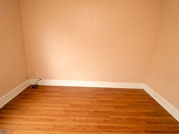 2nd image of 270 N 12Th St