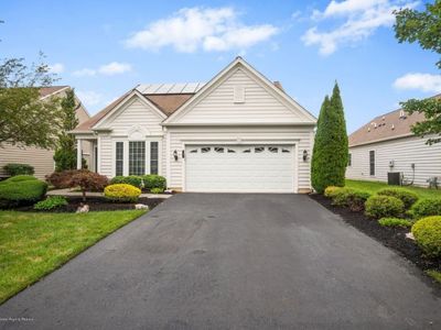 4 Aberdeen La, Manchester, NJ, 08759