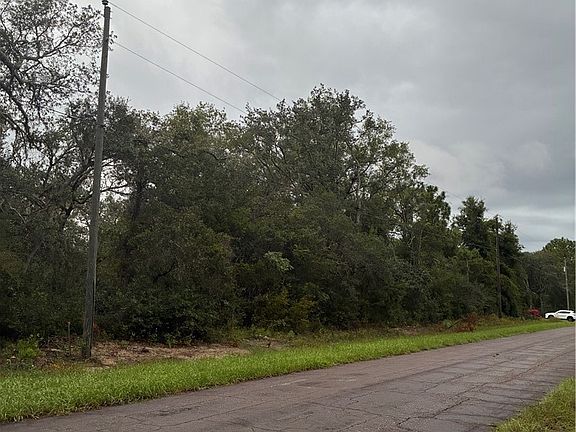 3rd image of 8862 N Spartan Dr