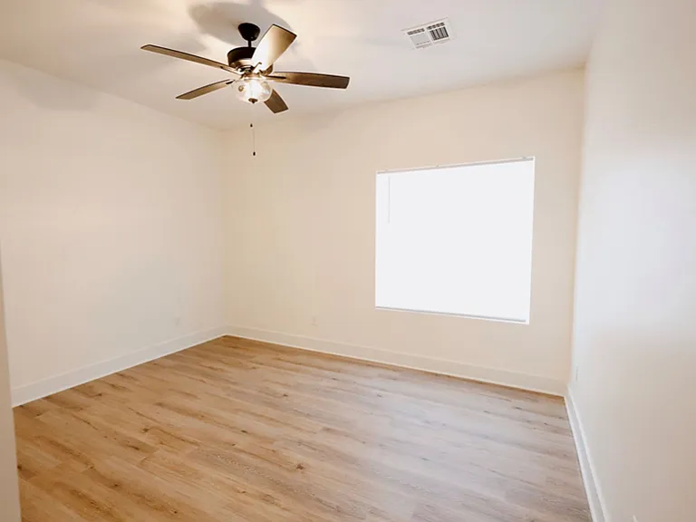 615 Briarbrook Ln — Photo 14