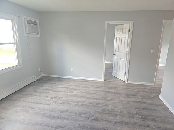 3rd image of 784 Colorado St #4C