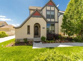 10636 S Ozarks Dr, South Jordan, UT 84009