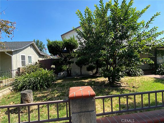 3rd image of 17430 Saticoy St