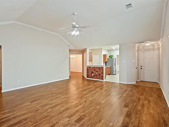 4th image of 15511 Fir Woods Ln