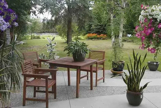 308 Slater Dr — Photo 6
