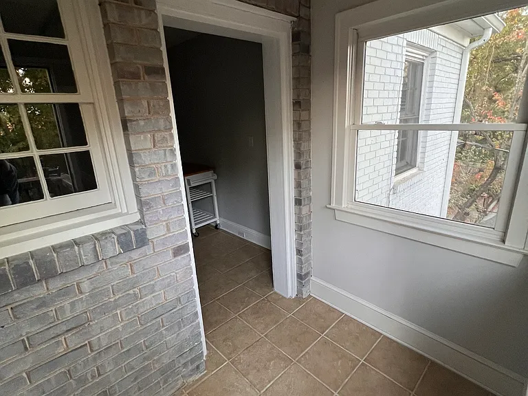 124 N Laurel Ave #3 — Photo 11