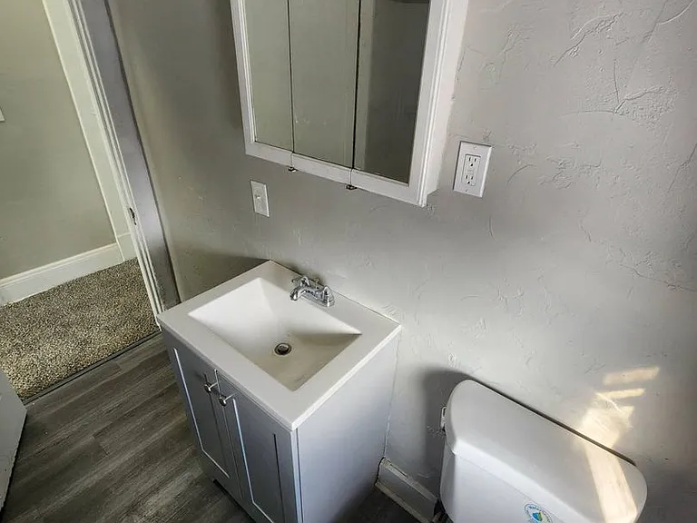 12514 Locke Ave — Photo 17