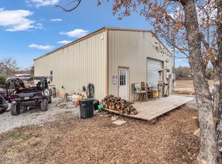 502 Silver Ridge Ct, Bowie, TX 76230