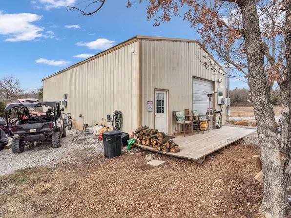 502 Silver Ridge Ct, Bowie, TX 76230