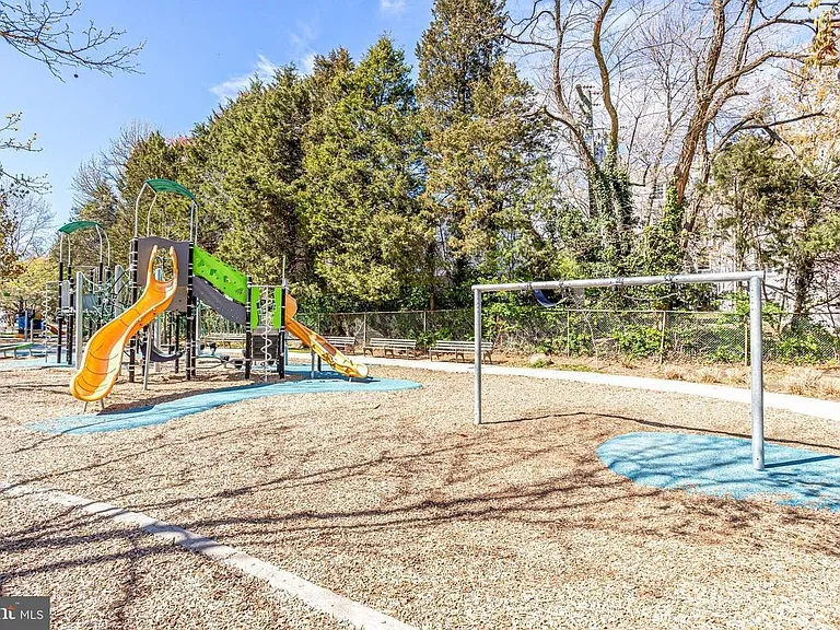 4358 Lee Hwy #303 — Photo 41