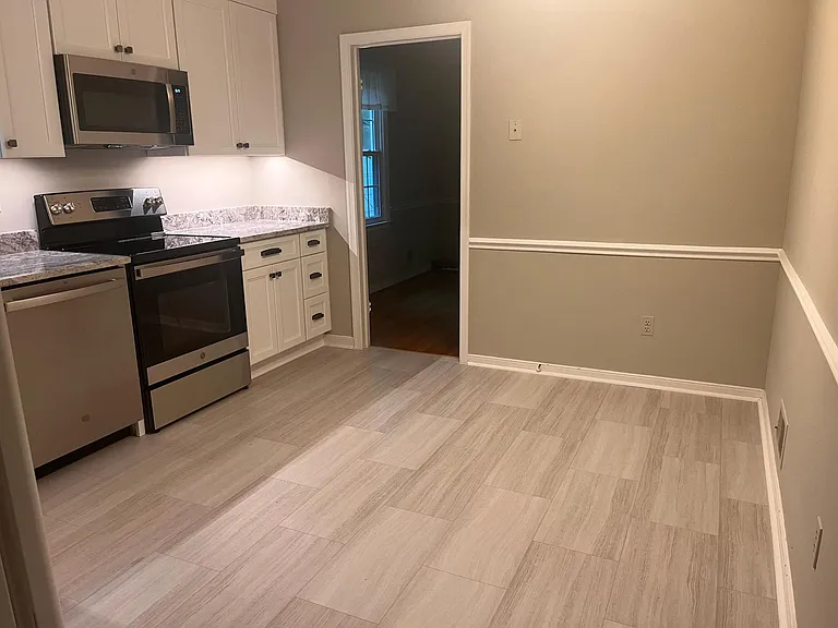 11901 Fairlington Ln — Photo 18