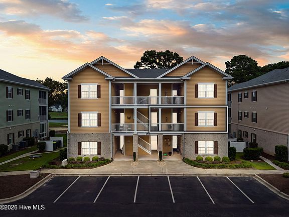 3rd image of 178 Clubhouse Road #4