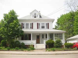 54 School St, Manchester, MA 01944