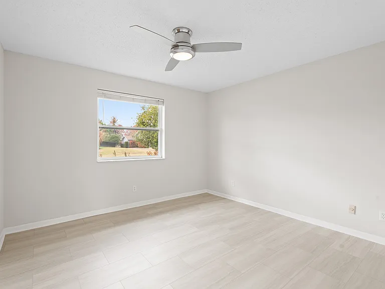 2861 SE Calvin St — Photo 27