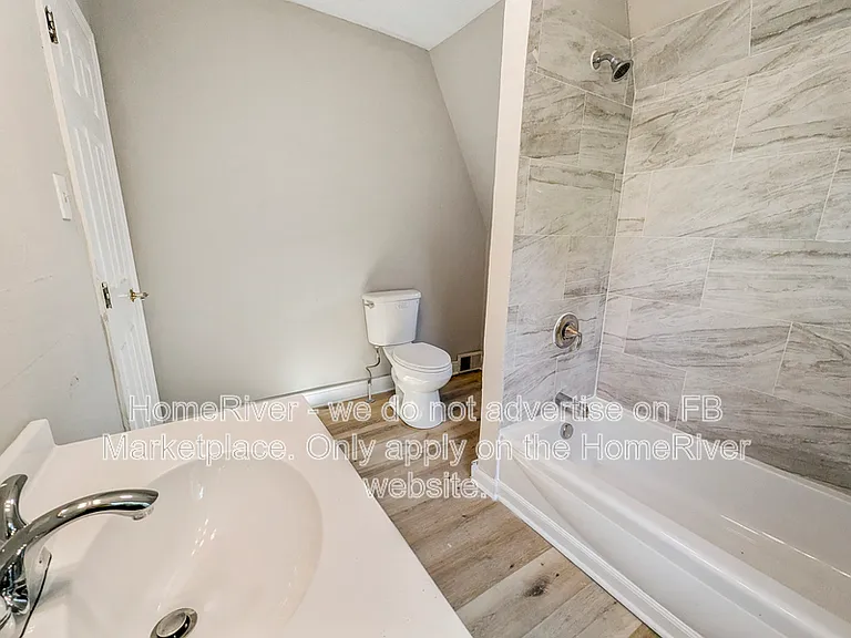 542 Broadway Ext — Photo 13