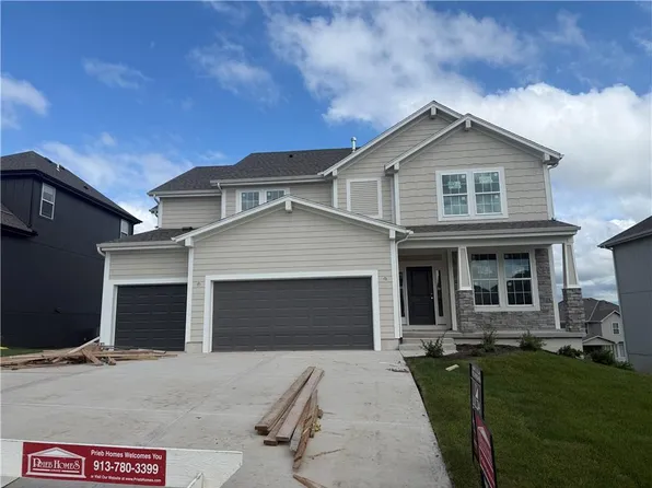 11453 S Langley St, Olathe, KS 66061