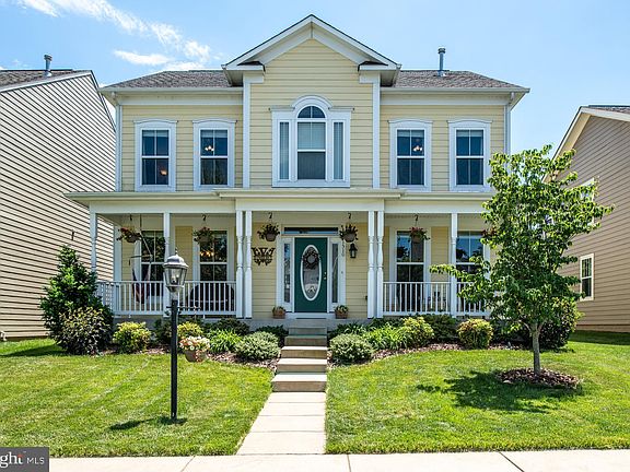2nd image of 1510 Idlewild Blvd