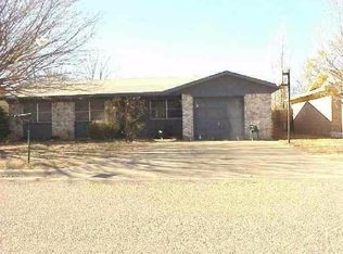 7412 Hickory Ave, Lubbock, TX 79404