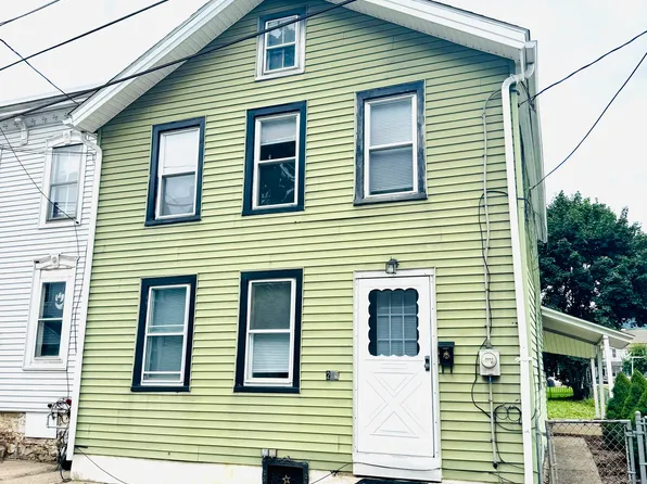 215 Washington St, Hamburg, PA 19526