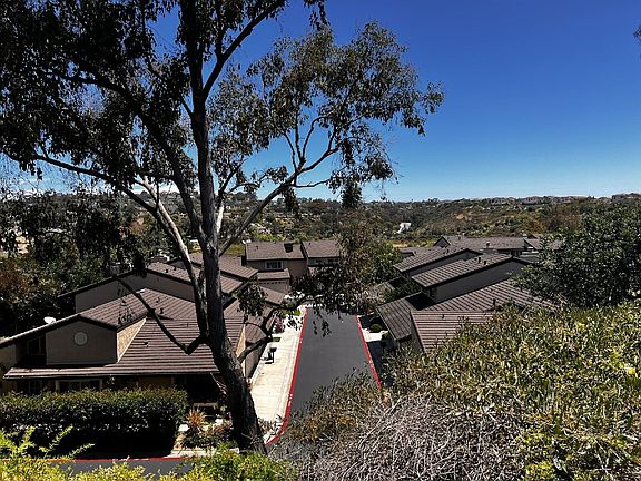 5th image of 4705 Birchwood Cir